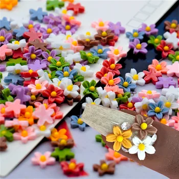100PCS 3D ציפורניים פרח קסמי צבעים מעורבים פרחים Rhinestones קישוט אמנות ציפורן חמש-עלה כותרת פרח מניקור תכשיטים מסמר חלקים