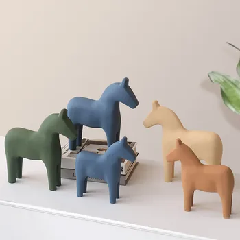 הסוס קישוט בסגנון אומנותי מינימליסטי לקשט סוס עץ קישוטים הביתה סוס עץ קישוט סוס קישוט