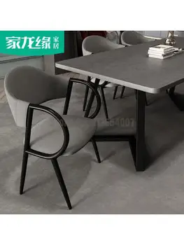 כיסא בבית מודרני מינימליסטי ברזל יצוק צואה משענת תלמיד הכיסא נטו אדום איפור כיסא המחשב נורדי האוכל הכיסא